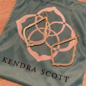 Kendra Scott Sophee Drop Earrings (Gold)
